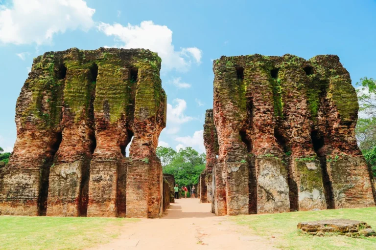 Discover the ancient city of Polonnaruwa