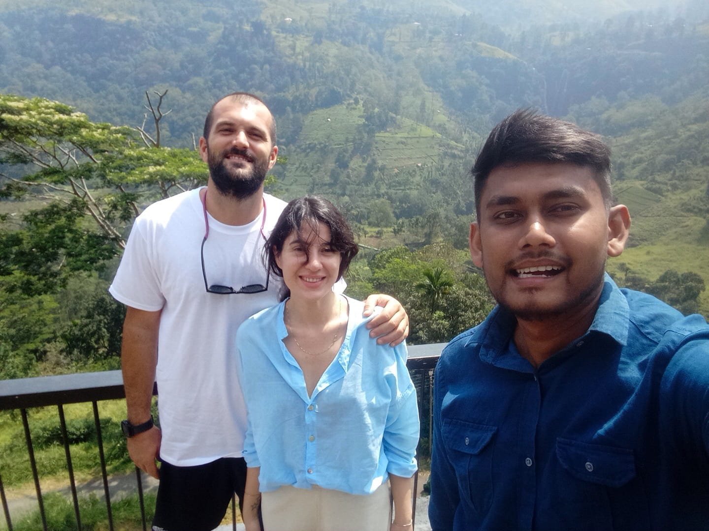 Rent a Car with Driver in Sri Lanka | Private Driver & car Hire for Round Tours