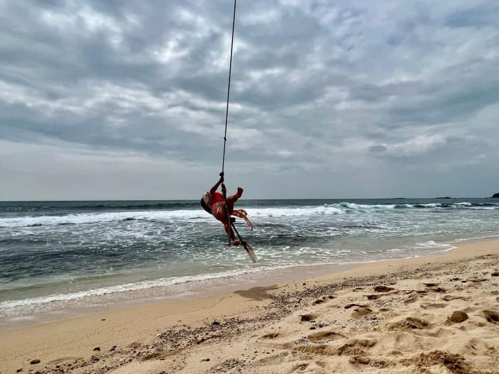 galle beach private tour relaxation sri lanka