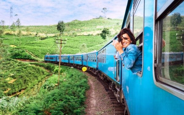 kandy to ella scenic train ride private guided sri lanka